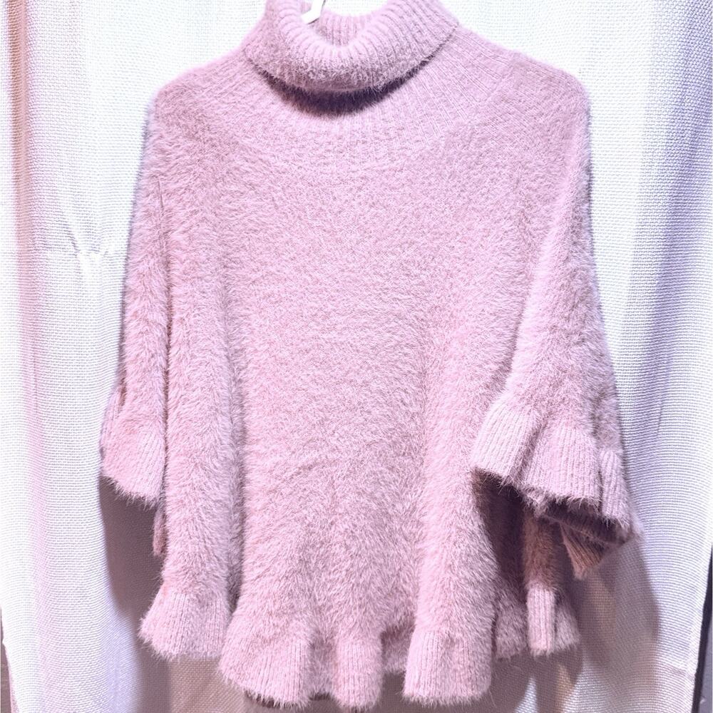Anthropologie Fuzzy Turtleneck Poncho Sweater Cape Topper – Blush